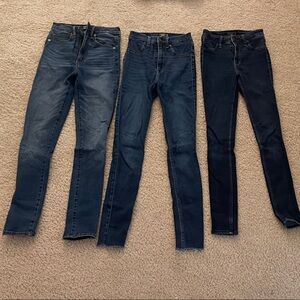 Abercrombie & Fitch Women's Dark Blue Skinny Jeans